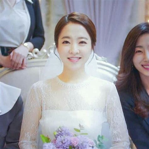 Park Bo young, 박보영 | Park bo young, Korean actresses, Wedding