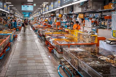 Jagalchi Fish Market, Busan - a delight for the senses - Daily Travel Pill