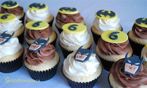 SweetThings: Batman Cupcakes