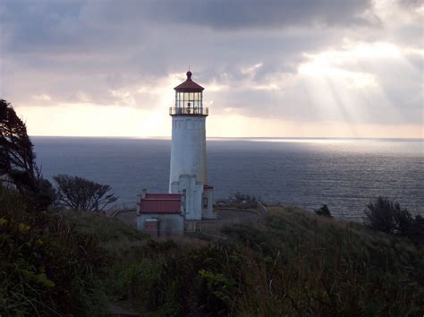 The Meadows Family: Washington State Lighthouses