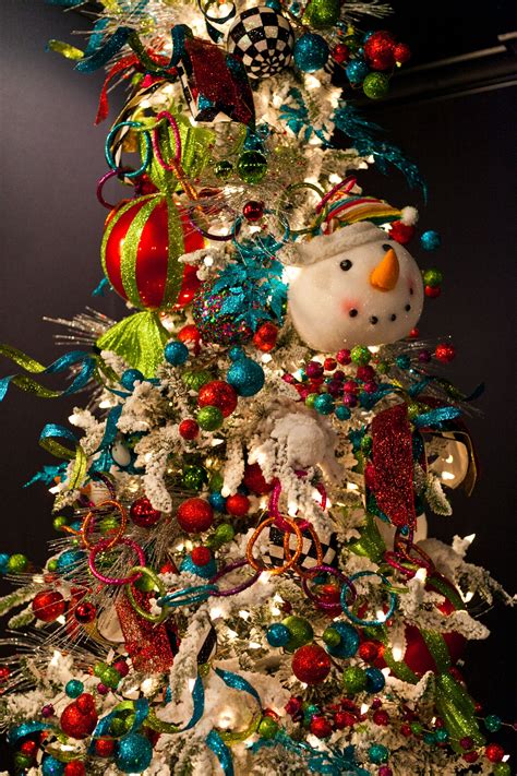 10+ Multi Colored Christmas Tree Decorating Ideas – DECOOMO