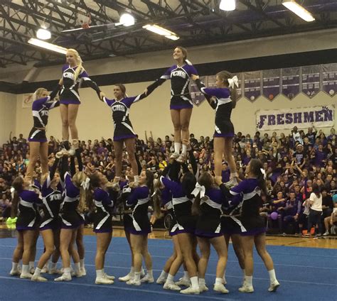 Tc puts the pep in pep rally – Timber Creek Tribune