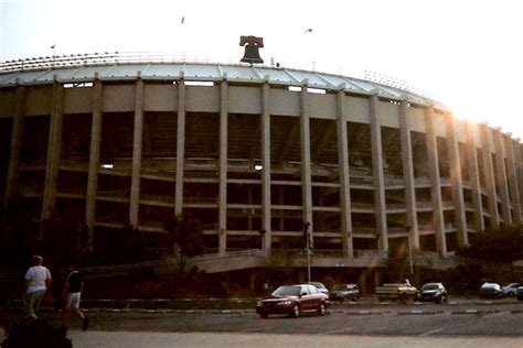 Twitter reacts to 15-year anniversary of Veterans Stadium demolition | PhillyVoice