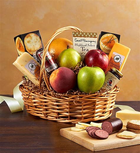 Fruit Baskets Delivery 2023 | Shari's Berries