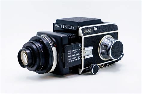 Camera Geekery: Rolleiflex SL66 Review - Japan Camera Hunter