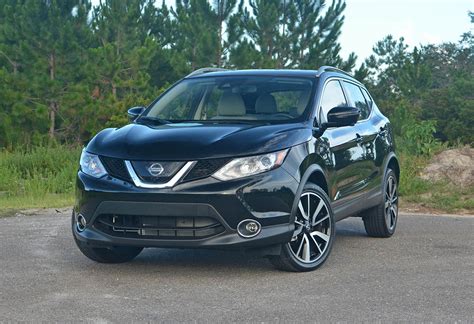 2017 Nissan Rogue Sport SL AWD Review & Test Drive