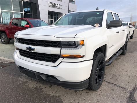 Frost Chevrolet Buick GMC Ltd | 2018 Chevrolet Silverado 1500 Crew Cab 4x4 Custom / Short Box ...