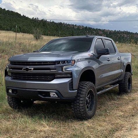 @2019silverado on Instagram: “@davidc2021 2019 Z71 RST with a 6” BDS lift, #20×10 Fuel Mavericks ...