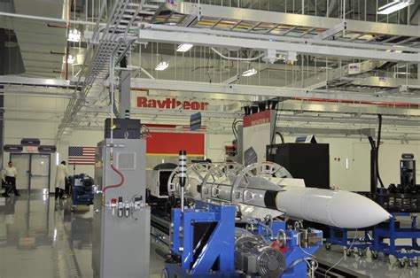 Futuristic Raytheon Alabama factory makes missiles with robots - Made ...