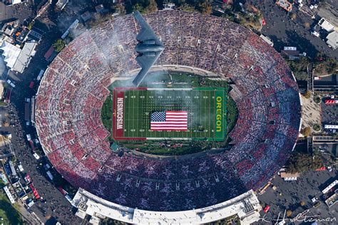 Check out this aerial photo of the B-2 bomber flyover at the 2020 Rose Bowl