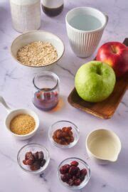 McDonald's Oatmeal Recipe (Copycat Fruit and Maple Oatmeal)