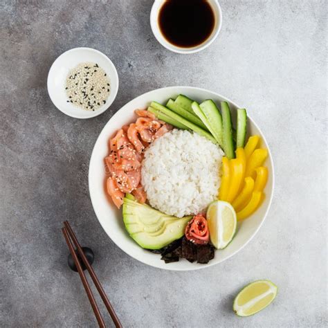 Salmon and Avocado Sushi Bowl Stock Image - Image of dieting, salad: 99313839