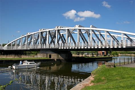 Acton Swing Bridge, Cheshire