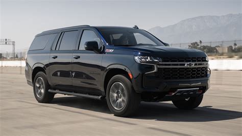 2021 Chevrolet Suburban Z71 First Test: Roomy and ... Agile?