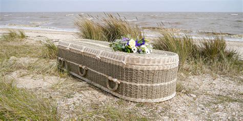 Ecoffins | Beautifully Handcrafted, Enviromentally Friendly Coffins