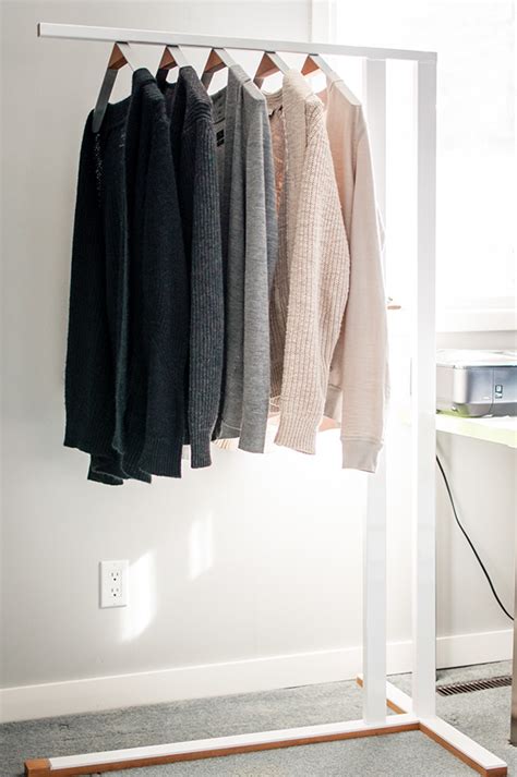 FISIK: Magnetic Clothes Hanger on Behance