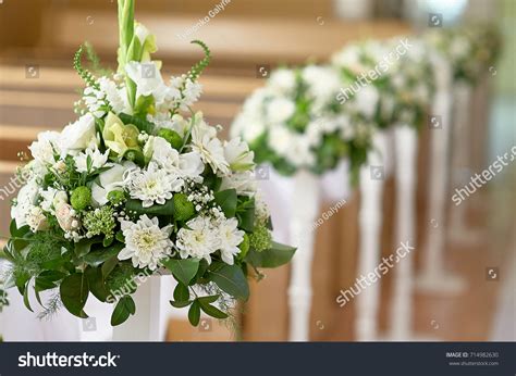 Beautiful Decor White Flowers Church Wedding Stock Photo 714982630 ...