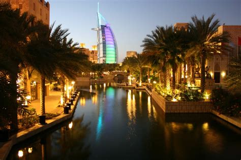 Jumeirah | Beach Hotel Dubai | World