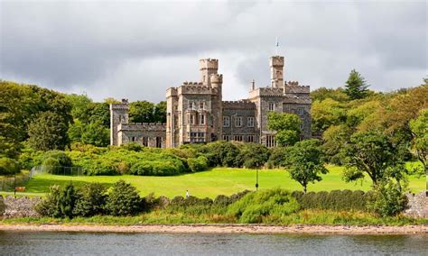 Lews Castle, Isle of Lewis, Scotland | Le manoir, Tourisme, Château