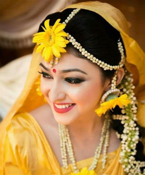 [Get 32+] Haldi Dress For Bride Mother