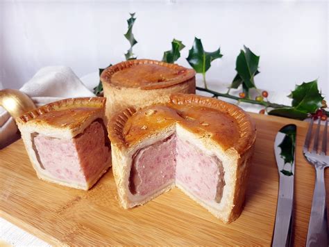 Traditional Pork Pie (430g) - Crombies of Edinburgh Award Winning Butchers