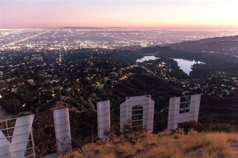 Hollywood Sign Hike: Super Easy 1 - Hour Sunset Hike With Views On LA