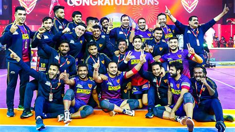 Pro Kabaddi League 2021-22 Final: Naveen, Vijay shine as Dabang Delhi ...