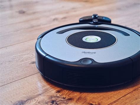 10 Tips for Using a Robot Vacuum to Keep Your Home Extra Clean