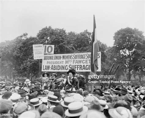 446 Millicent Fawcett Photos & High Res Pictures - Getty Images