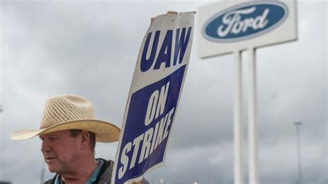 US auto union to stop expanding strike as General Motor offers concession | HT Auto