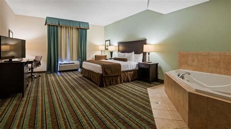 Hotel in Leesburg - BW Plus Chain of Lakes Inn & Suites Leesburg