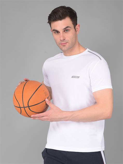 ACTIVE WEAR T-SHIRTS