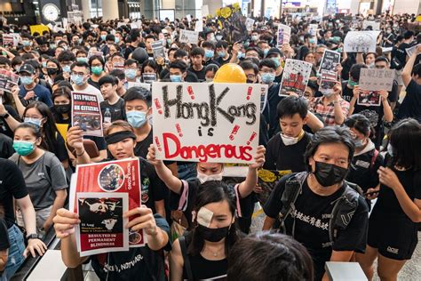 Hong Kong protests 2019: news and updates - Vox