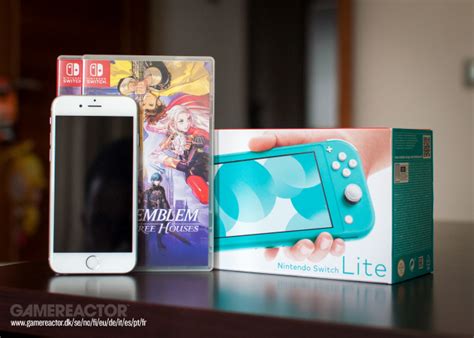 Here are our unboxing photos of the Nintendo Switch Lite - - Gamereactor