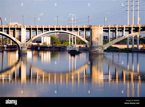 Bridge in Minneapolis Stock Photo - Alamy