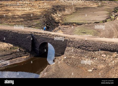 Ripponden,West Yorkshire, UK, 28th August 2022 UK Weather Baitings Dam is at its lowest level in ...