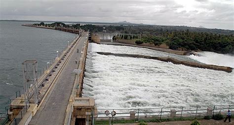 Tungabhadra Dam ~ Places4traveler : Best Tourism, Vacation, Holiday ...