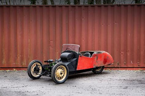 An Affordable Morgan Three-Wheeler - This Morgan F4 Project Car Is ...