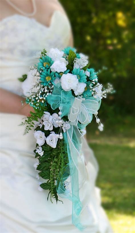 1000 Ideas About Teal Entrancing Flower Bouquets For … | Teal wedding ...