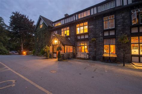 Lake Vyrnwy Hotel & Spa, OSWESTRY | LateRooms.com