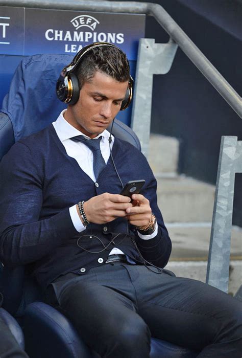 Real Madrid transfer bombshell: Cristiano Ronaldo text message to PSG revealed | Football ...