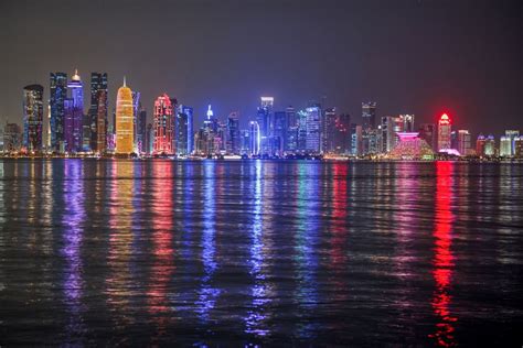 Doha, Qatar night skyline | Night skyline, Doha skyline, Night photos