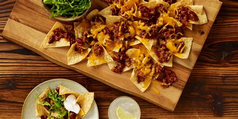 Chili Nachos Recipe | RAGÚ