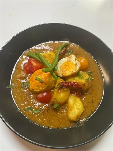 Egg potatoes curry - Star of Asia