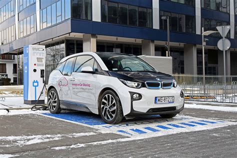 Bmw Recalls 2018 Hybrid Electric Vehicles That Could Lose Power While ...