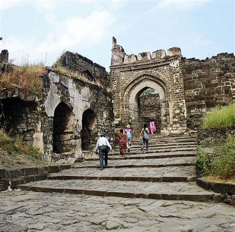 Stock Pictures: Daulatabad Fort near Aurangabad