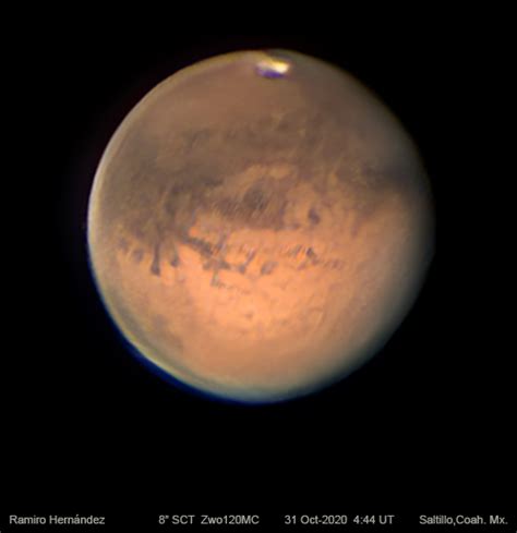 Tharsis Montes, Solis Lacus and Valles Marineris. - Sky & Telescope - Sky & Telescope