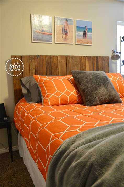 DIY Pallet Headboard - The Idea Room