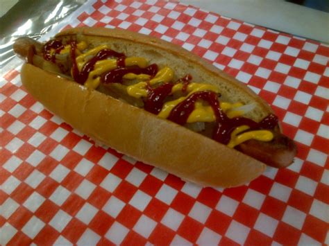 Foot Long Hotdog – The Manitou Takeout