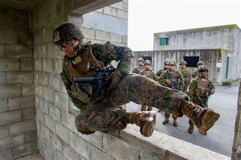 FASTEUR Marines Conduct Security Training in Rota, Spain > U.S. Naval Forces Europe and Africa ...